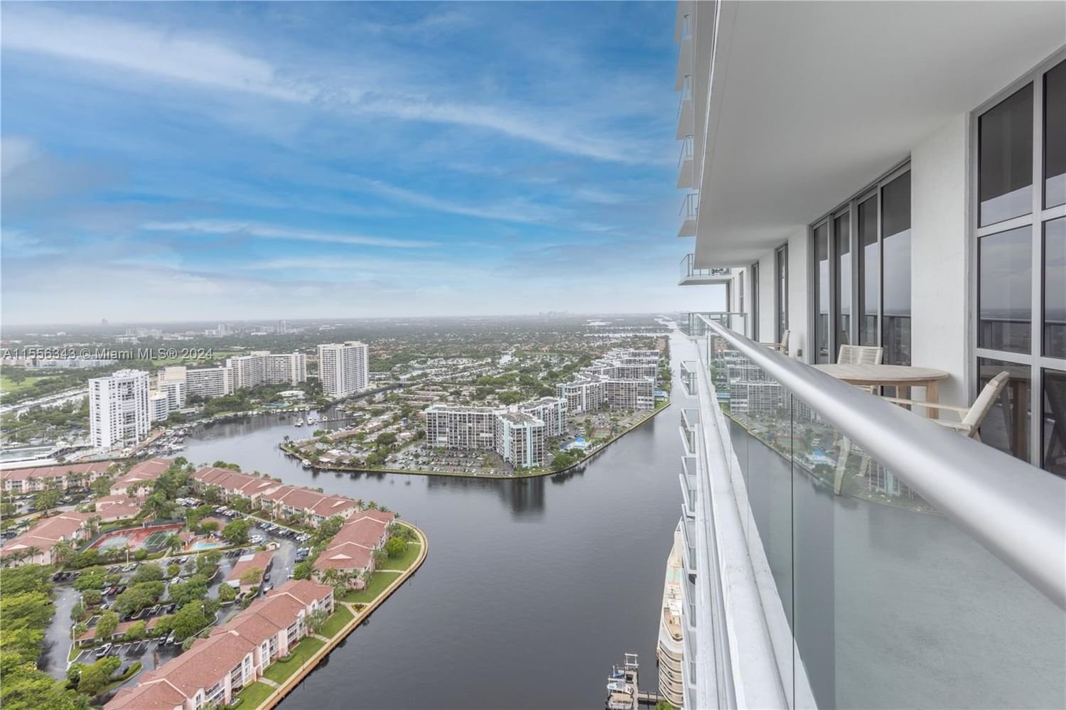 Real estate property located at 4010 Ocean Dr T3504, Broward County, 4010 SOUTH OCEAN CONDO, Hollywood, FL