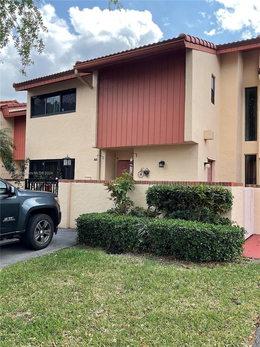 Real estate property located at 15024 89th Ter, Miami-Dade County, KENDALL WALK, Miami, FL