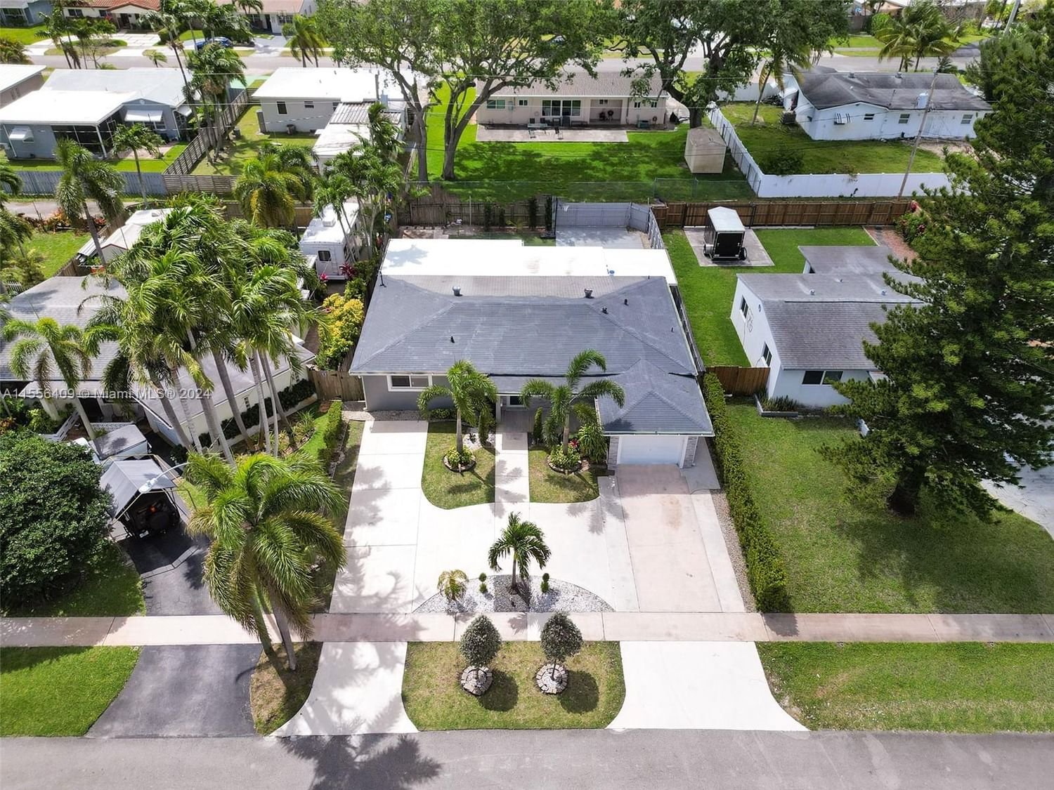 Real estate property located at 3230 Roosevelt St, Broward County, PARK ROAD MANOR, Hollywood, FL