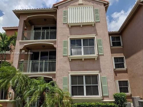 Real estate property located at 6560 114th Ave #522, Miami-Dade County, THE COURTS AT DORAL ISLES, Doral, FL