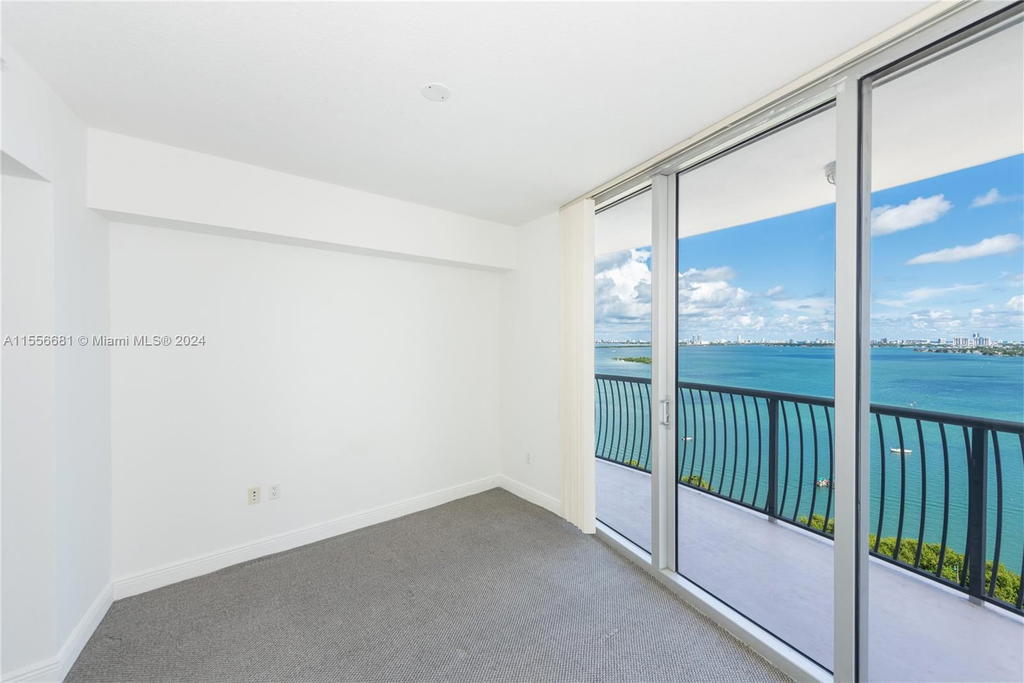 Real estate property located at 1750 Bayshore Dr #2202, Miami-dade, Opera Tower Condo, Miami, FL