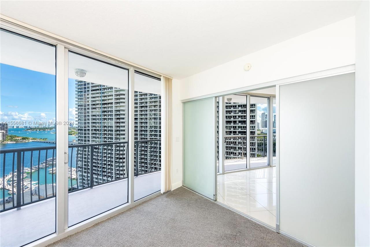 Real estate property located at 1750 Bayshore Dr #2202, Miami-dade, Opera Tower Condo, Miami, FL