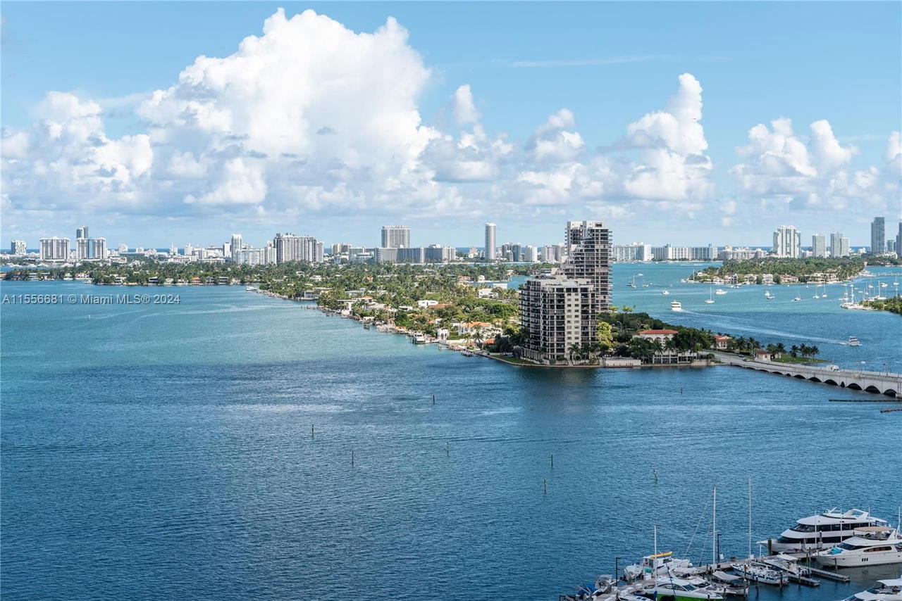Real estate property located at 1750 Bayshore Dr #2202, Miami-dade, Opera Tower Condo, Miami, FL