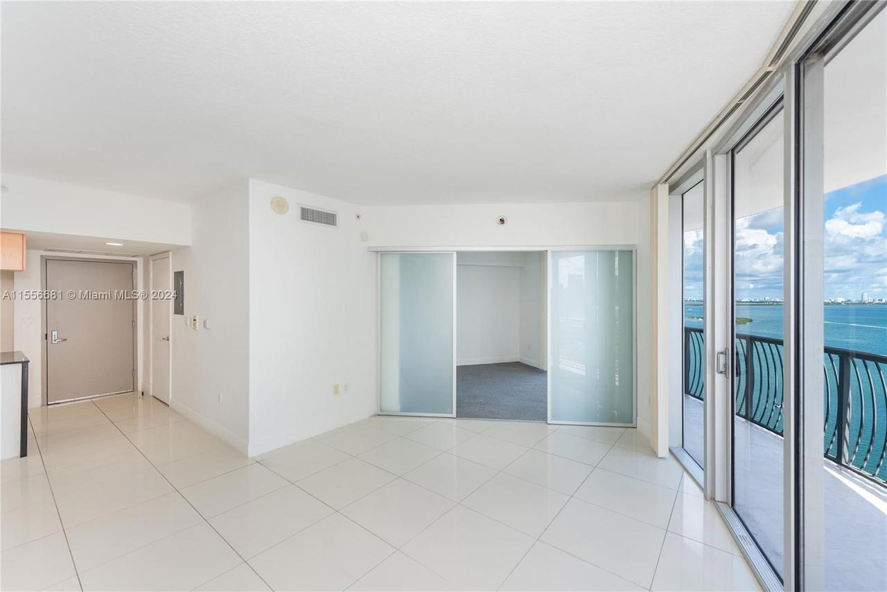 Real estate property located at 1750 Bayshore Dr #2202, Miami-dade, Opera Tower Condo, Miami, FL