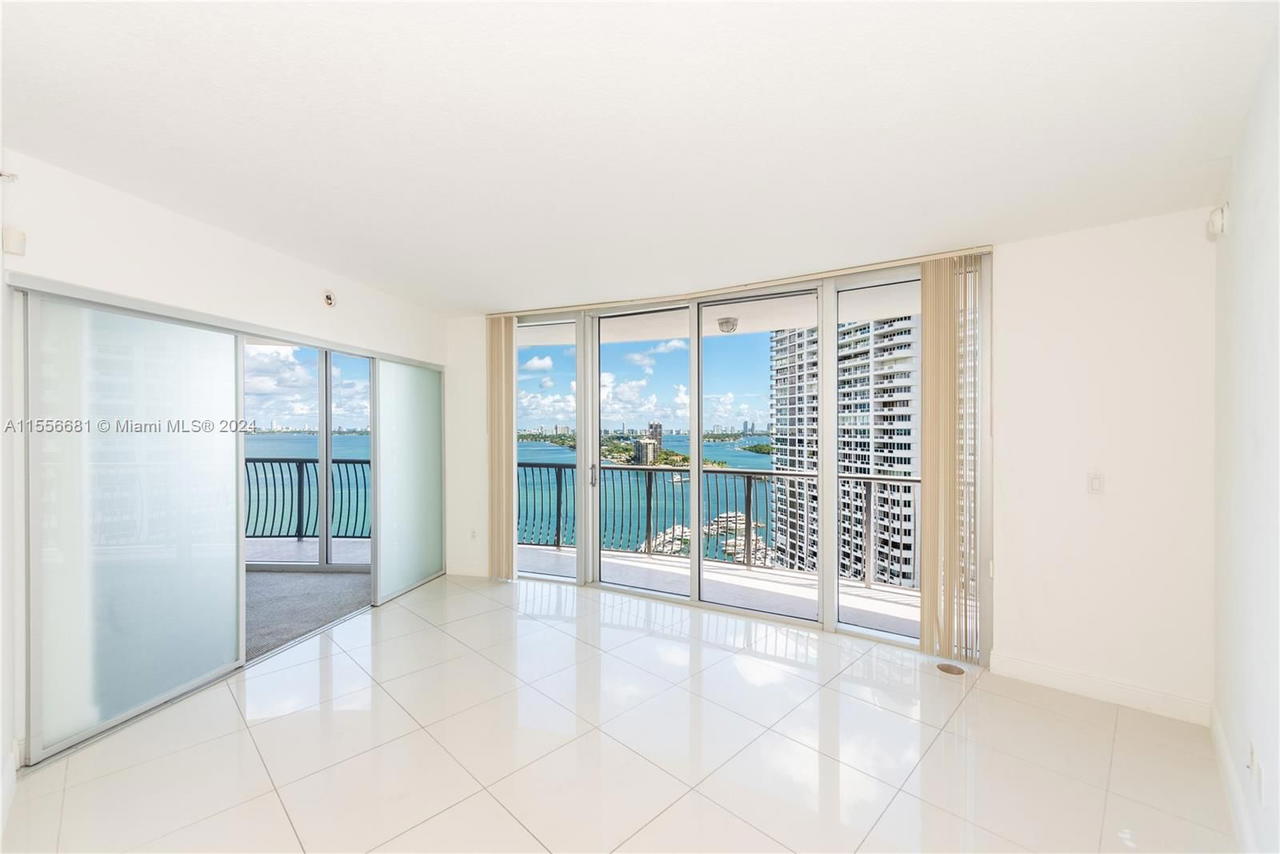 Real estate property located at 1750 Bayshore Dr #2202, Miami-dade, Opera Tower Condo, Miami, FL