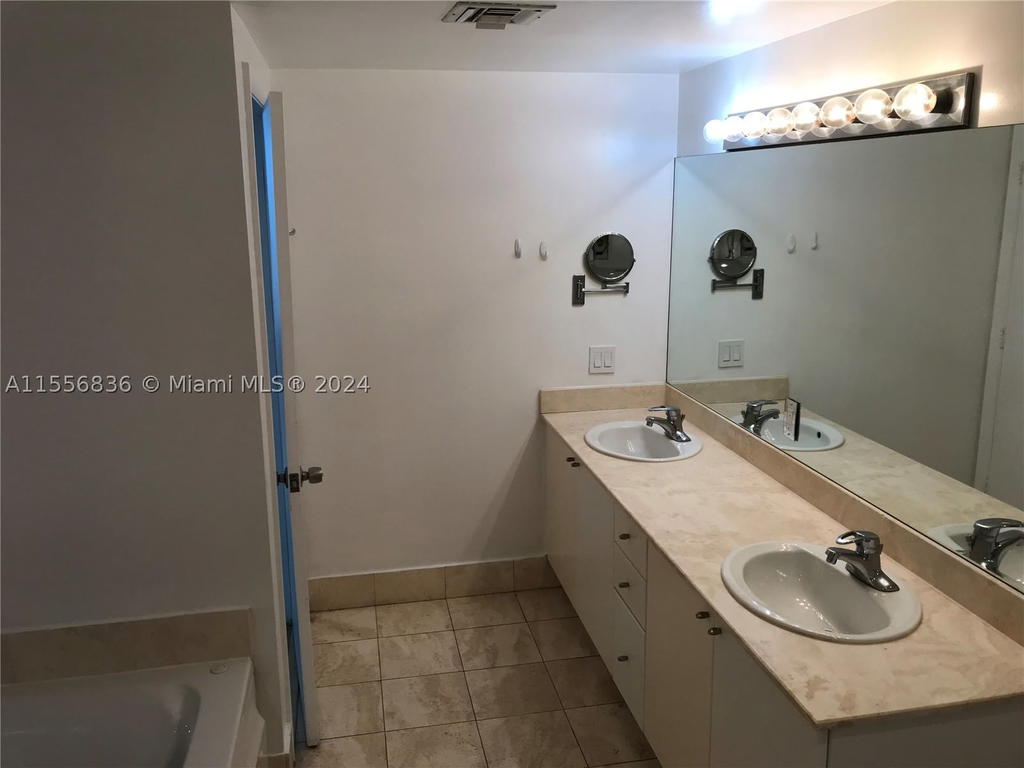 Real estate property located at 17375 Collins Ave #1708, Miami-dade, Ocean Point Beach Club Co, Sunny Isles Beach, FL