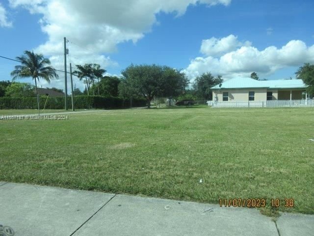 Real estate property located at 604 6 ave, Miami-Dade County, central comercial, Homestead, FL