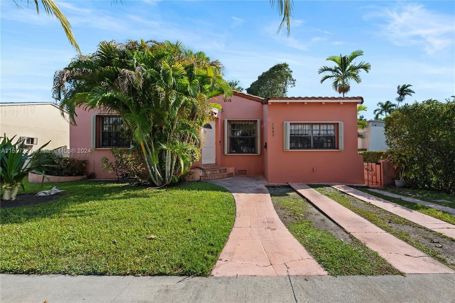 Real estate property located at 1662 18th St, Miami-Dade County, AMD PL ADELE HEIGHTS, Miami, FL