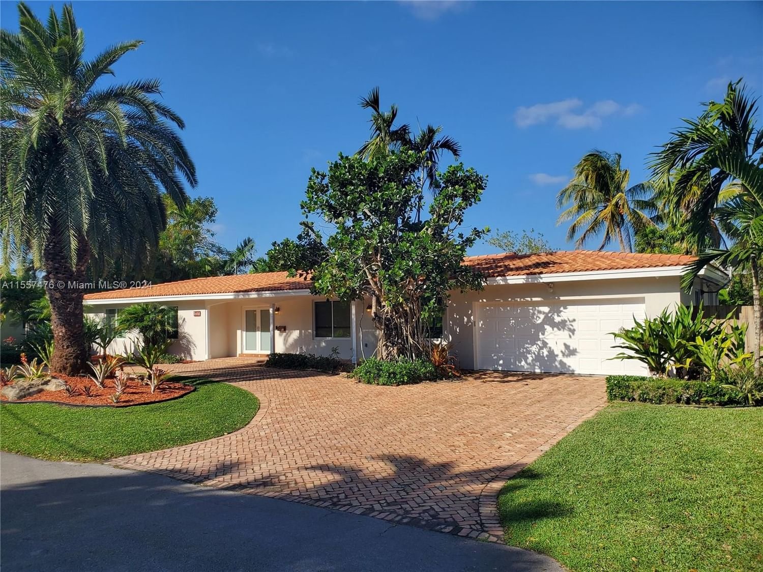 Real estate property located at 5450 63rd Ct, Miami-Dade County, MERION PARK 1ST ADDN, Miami, FL