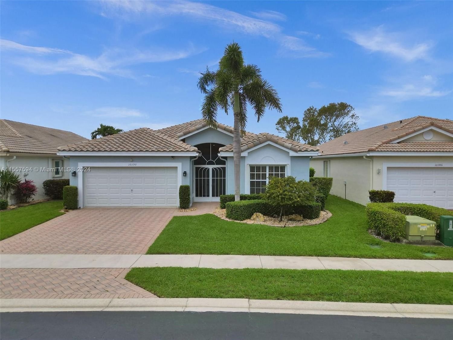 Real estate property located at 10390 Utopia Cir E, Palm Beach County, GROVE ISLE, Boynton Beach, FL