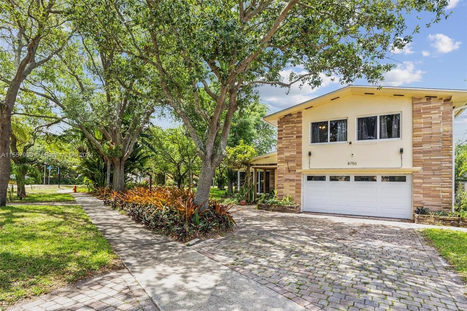 Real estate property located at 8750 4th Ave Rd, Miami-Dade County, EL PORTAL SEC 7, El Portal, FL