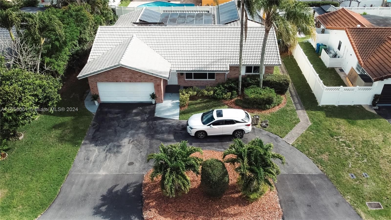 Real estate property located at 7506 42nd St, Broward County, THE DELLS, Coral Springs, FL