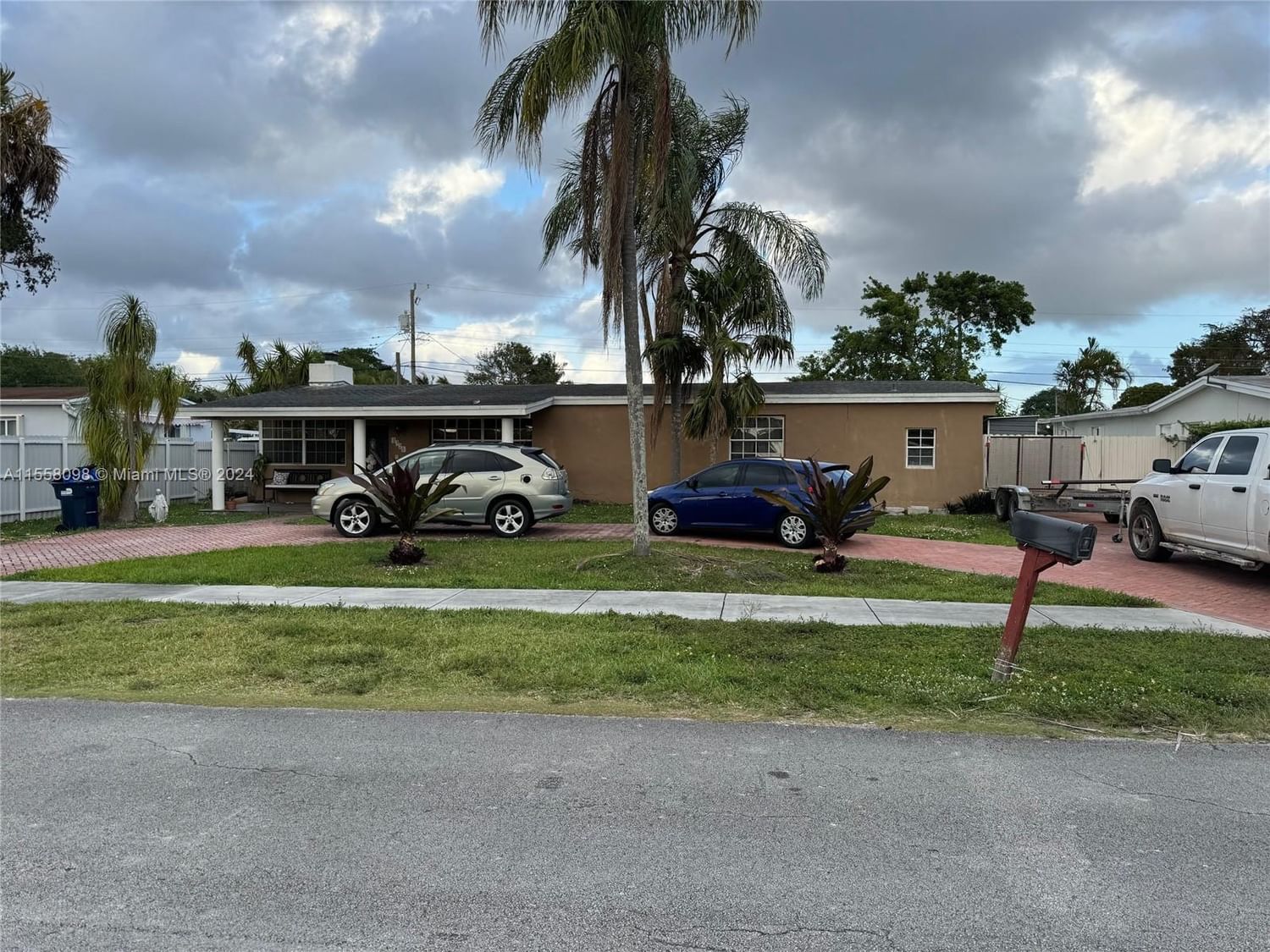 Real estate property located at 5325 99th Ct, Miami-Dade County, TROPICAL ESTATES 1ST ADDN, Miami, FL