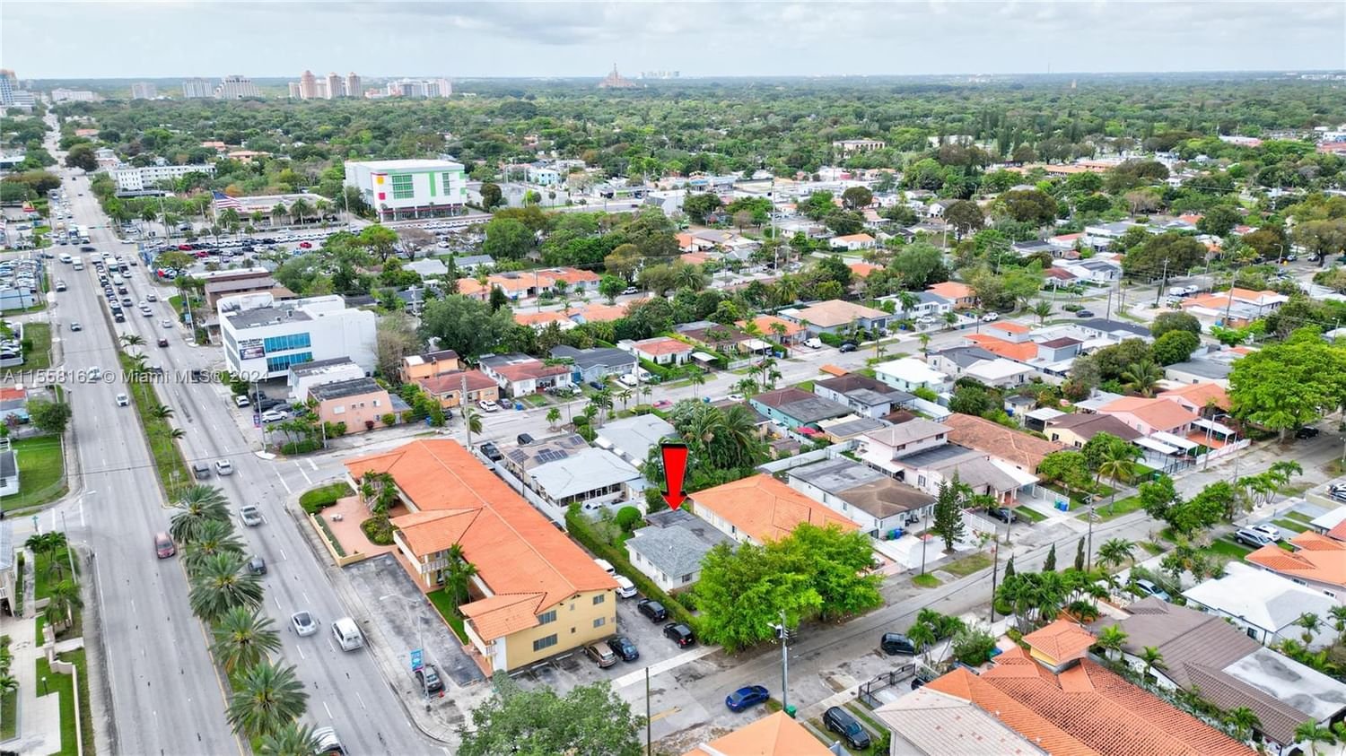 Real estate property located at 4210 5th St, Miami-Dade County, W FLAG CEN LE JEUNE AD, Miami, FL