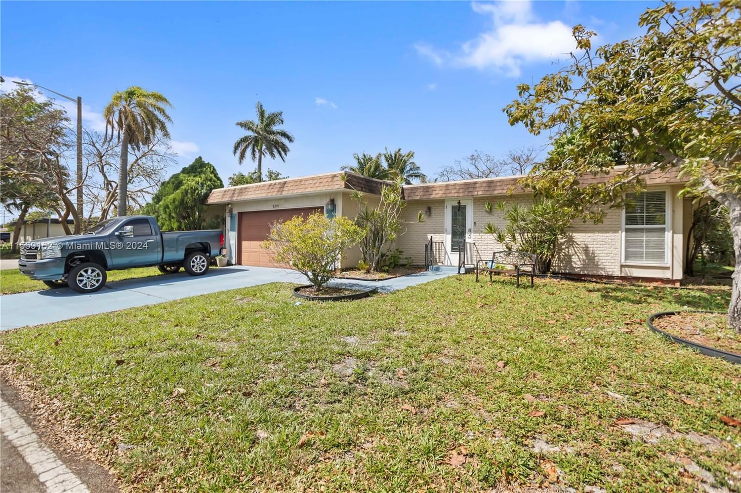 Real estate property located at 6301 Brookwood Blvd, Broward County, MAINLANDS OF TAMARAC LAKE, Tamarac, FL