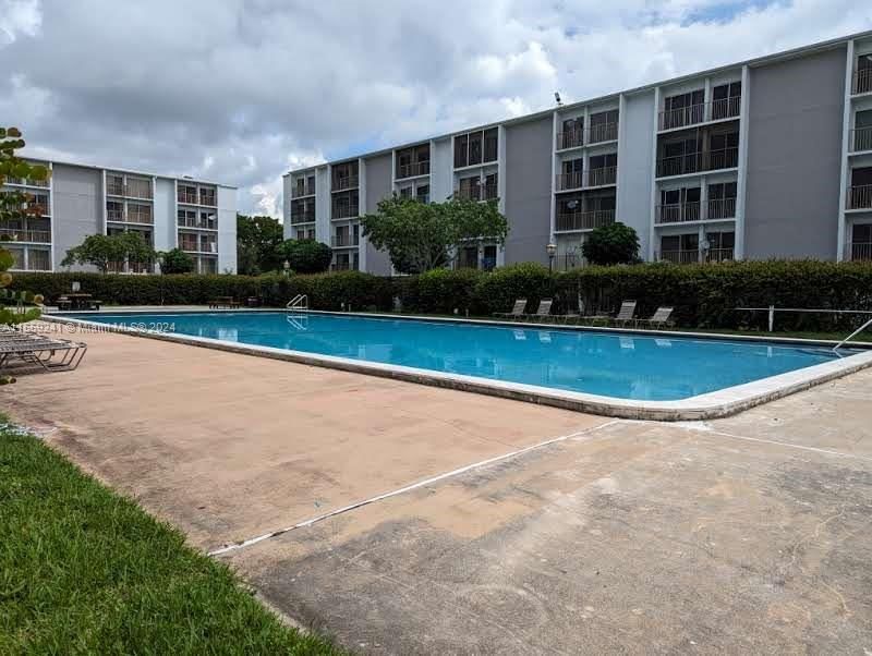 Real estate property located at 8730 Sherman Cir #303, Broward, Lakeshore At University P, Miramar, FL