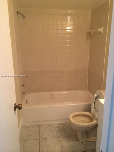Real estate property located at 8730 Sherman Cir #303, Broward, Lakeshore At University P, Miramar, FL