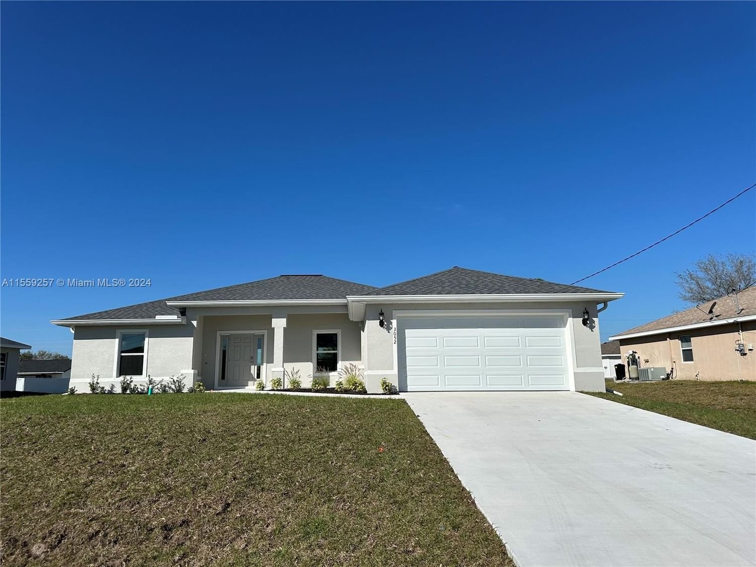 Real estate property located at 3052 3rd Ave, Lee County, CAPE CORAL, Cape Coral, FL