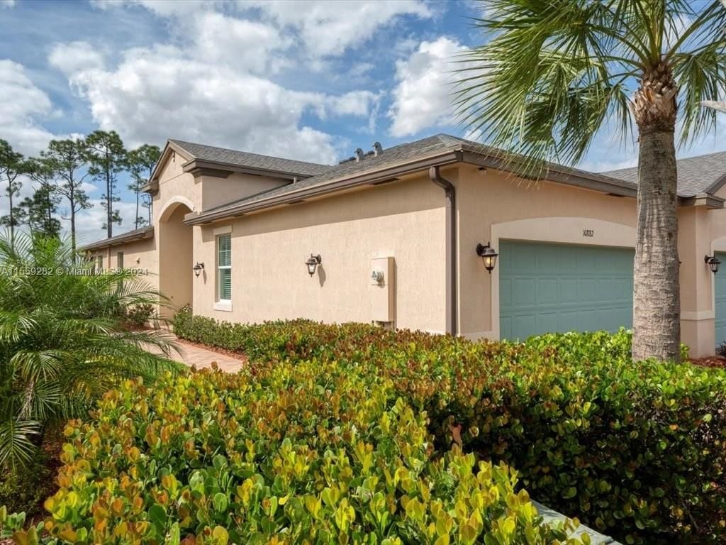 Real estate property located at 10882 Winding Lakes Circle, St Lucie County, LAKEPARK AT TRADITION PLA, Port St. Lucie, FL