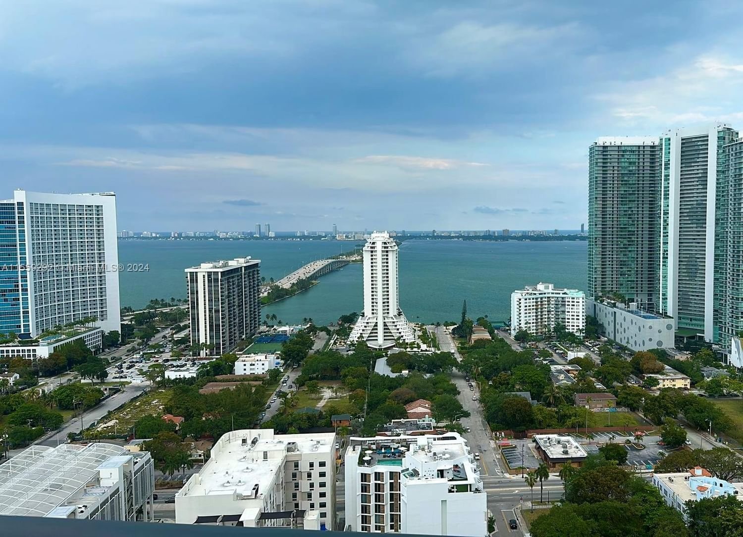 Real estate property located at 121 34th St #2907, Miami-Dade County, 3401 MIDTOWN CONDO, Miami, FL