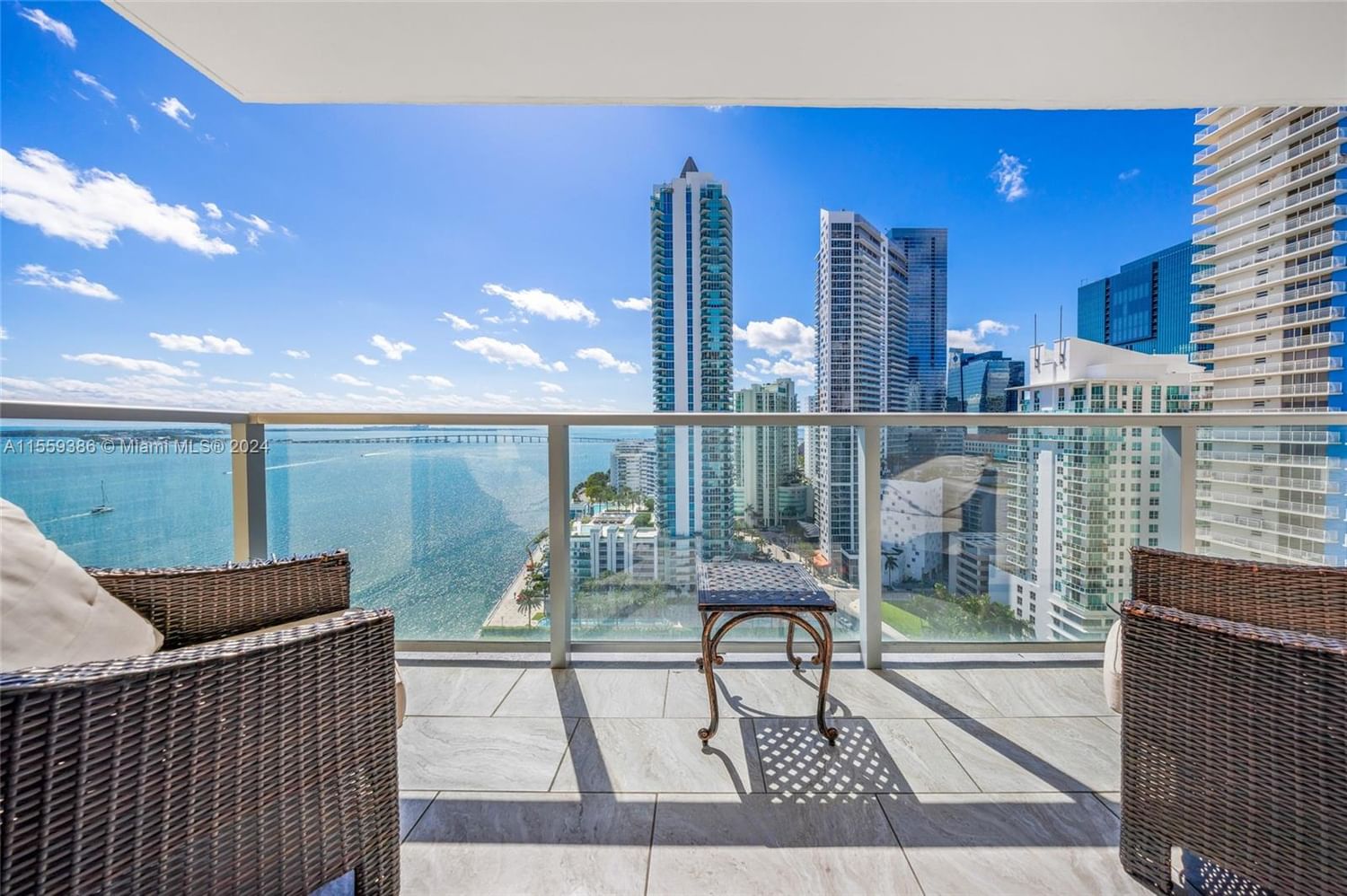 Real estate property located at 1155 Brickell Bay Dr #2207, Miami-Dade County, THE MARK ON BRICKELL COND, Miami, FL