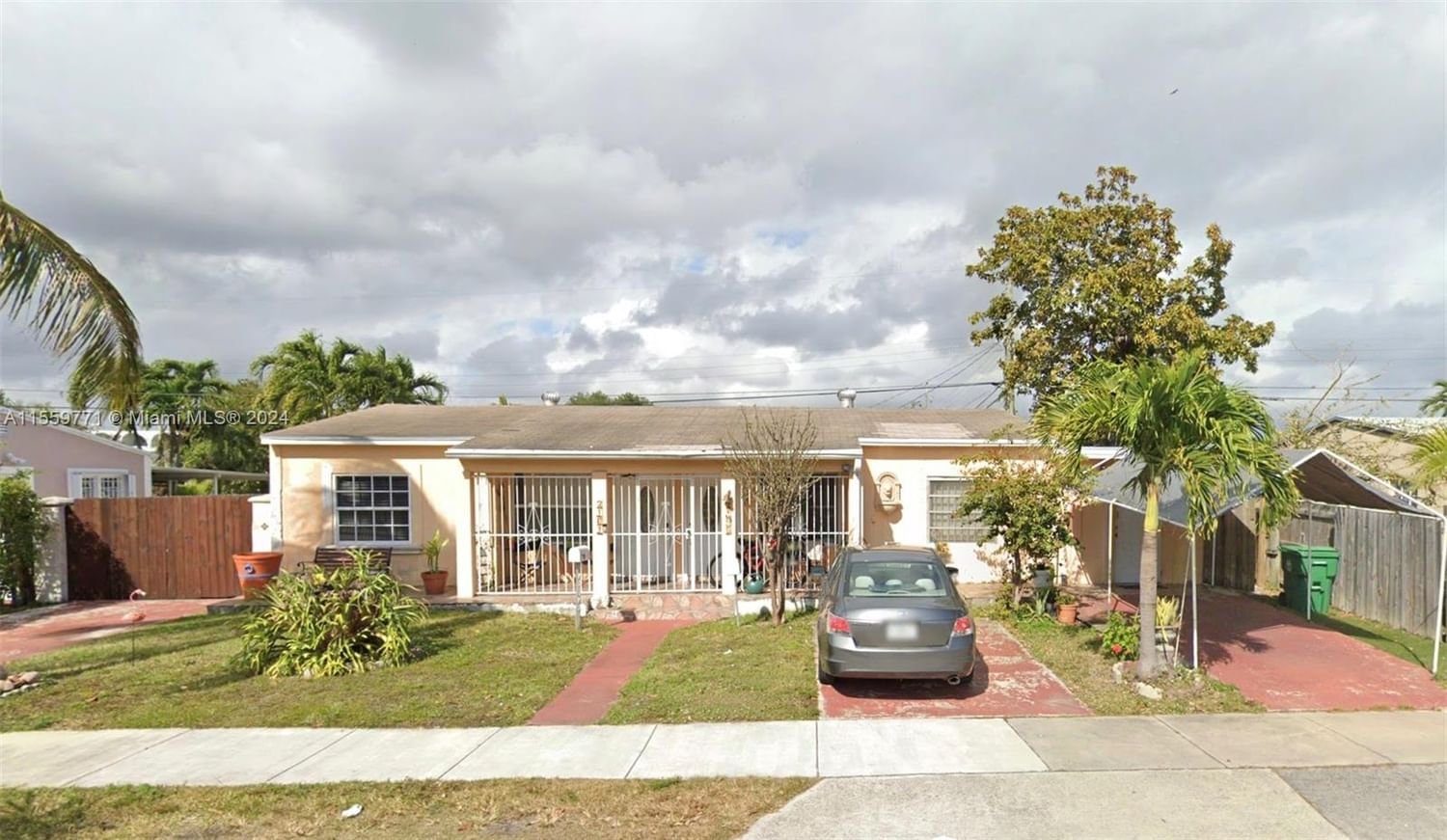 Real estate property located at 3155 27th Ln, Miami-Dade County, COM SILVER BLUFF, Miami, FL