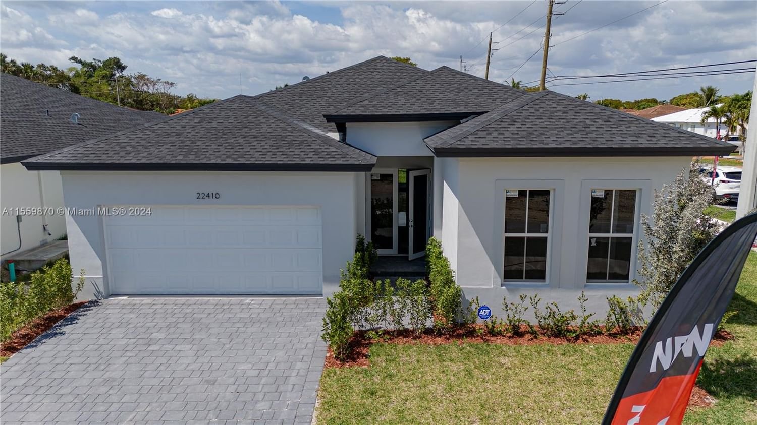 Real estate property located at 22590 124 CT, Miami-Dade County, CHLOES ESTATES, Miami, FL