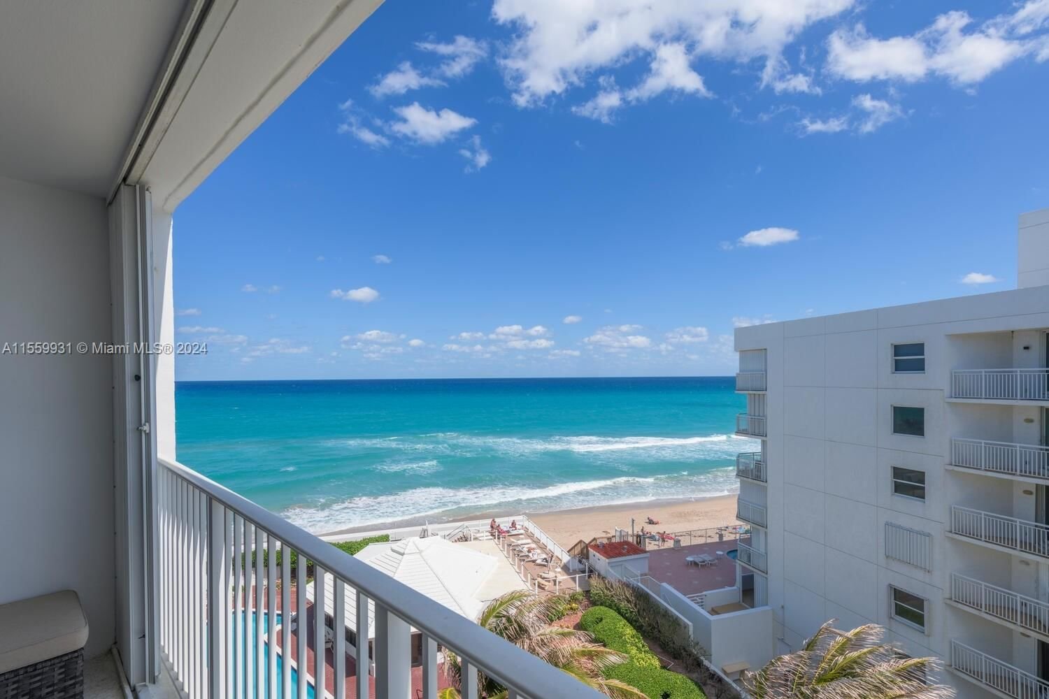 Real estate property located at 3590 Ocean Blvd #707, Palm Beach County, MAYFAIR HOUSE CONDO, South Palm Beach, FL