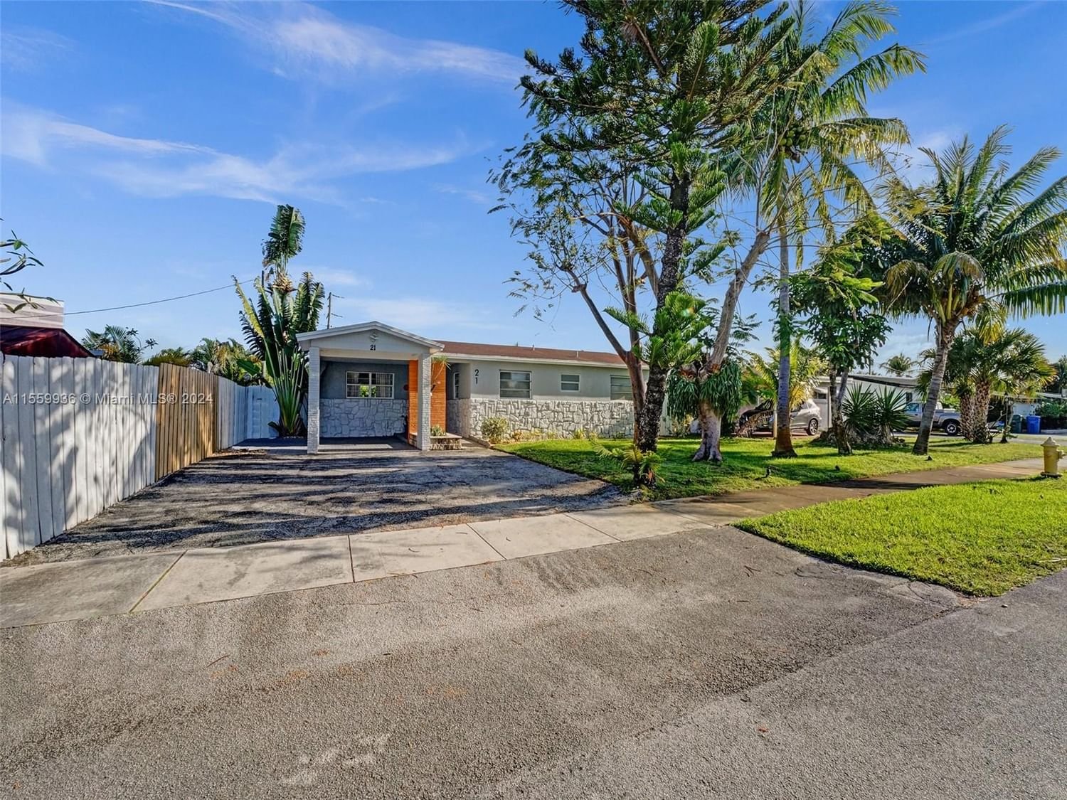 Real estate property located at 21 57th Ct, Broward County, PATTERSON PARK 1ST ADD, Oakland Park, FL