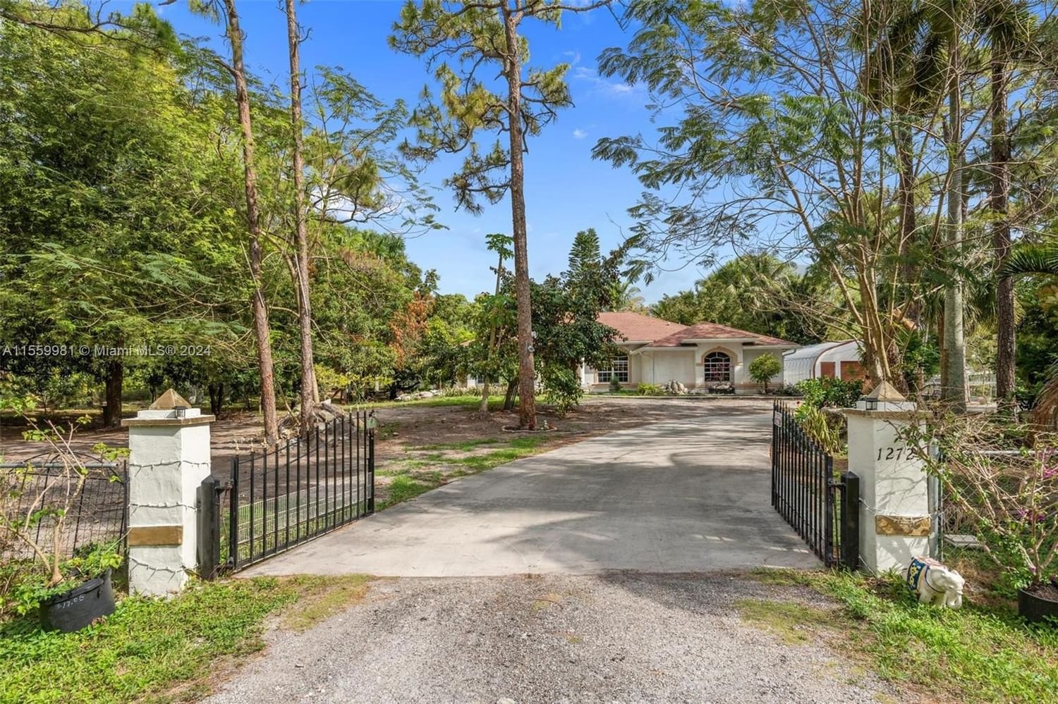 Real estate property located at 12725 Sunset Blvd, Palm Beach County, The Acreage, West Palm Beach, FL