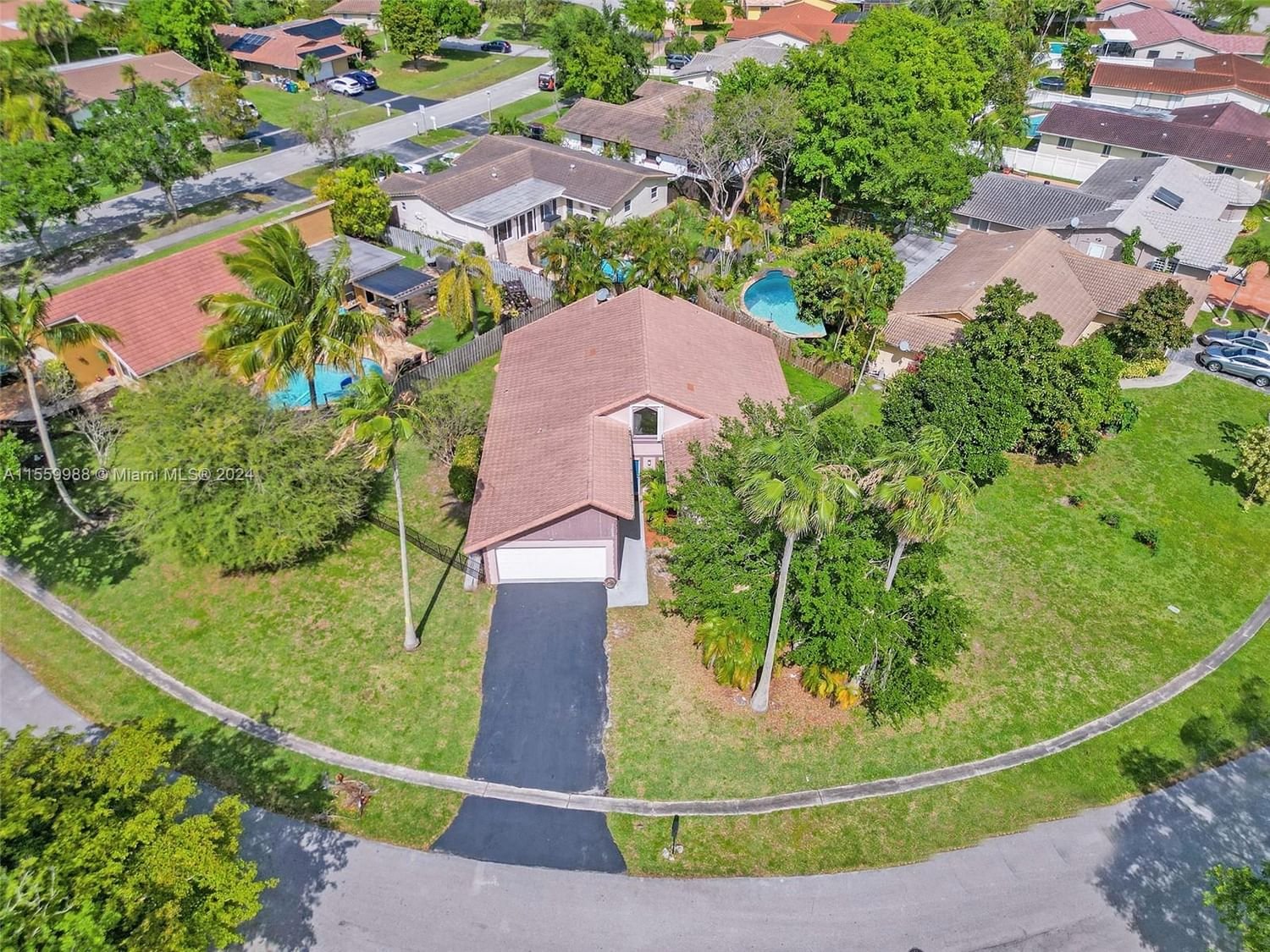 Real estate property located at 2375 122nd Dr, Broward County, WESTCHESTER, Coral Springs, FL