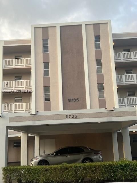 Real estate property located at 8735 Ramblewood Dr #216, Broward County, SHERWOOD SQUARE CONDOMINI, Coral Springs, FL