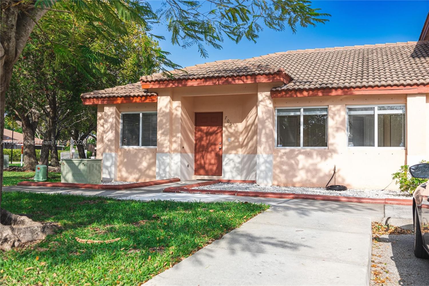 Real estate property located at 705 208th Cir, Broward County, CHAPEL TRAIL II, Pembroke Pines, FL