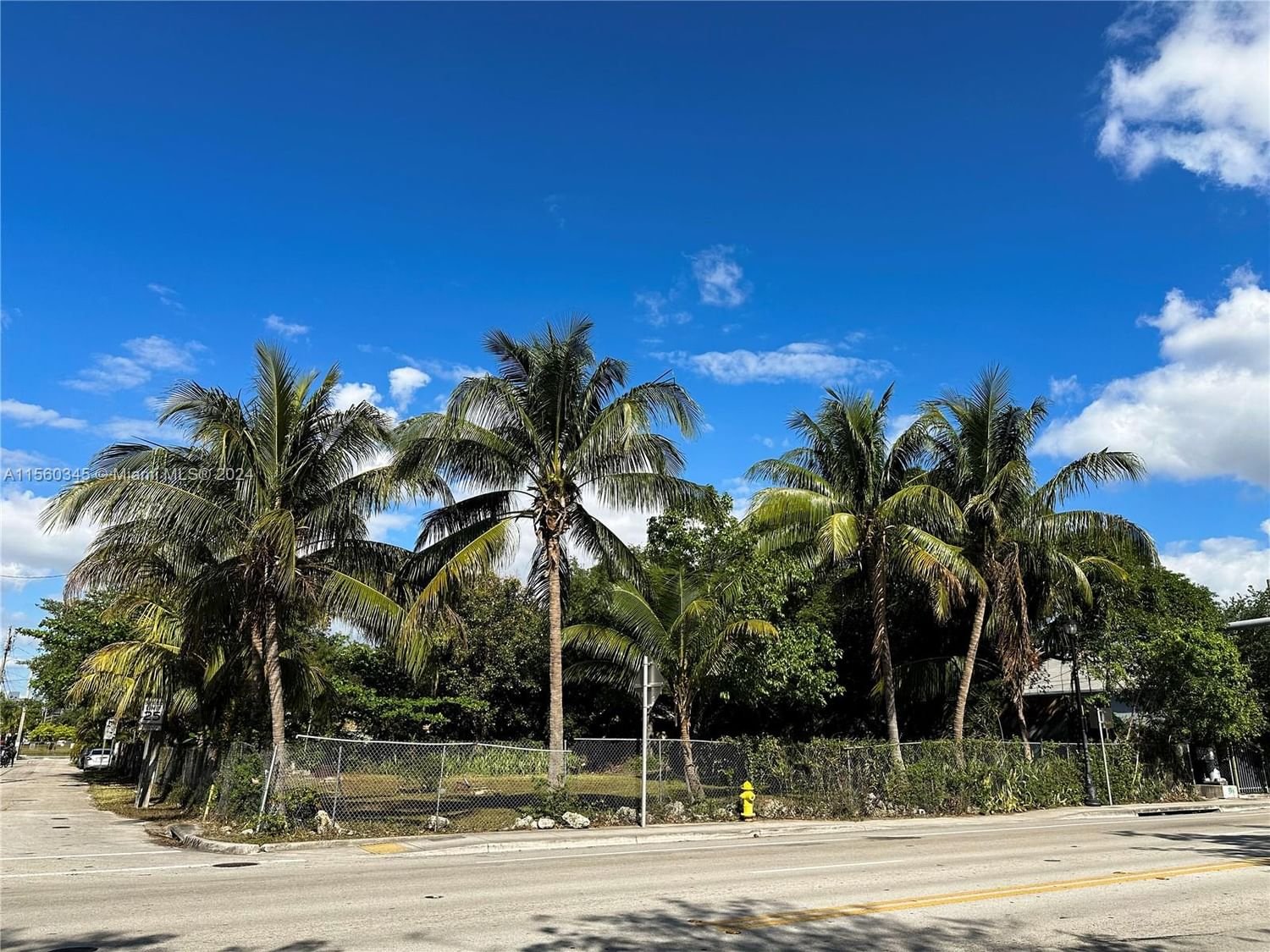 Real estate property located at 5804 2nd Ave, Miami-Dade County, DIXIE HIGHWAY TRACK, Miami, FL