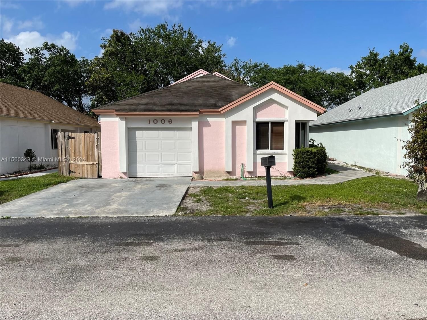 Real estate property located at 1006 Jasmine Ln, Broward County, NORTH LAUDERDALE DIVISION, North Lauderdale, FL