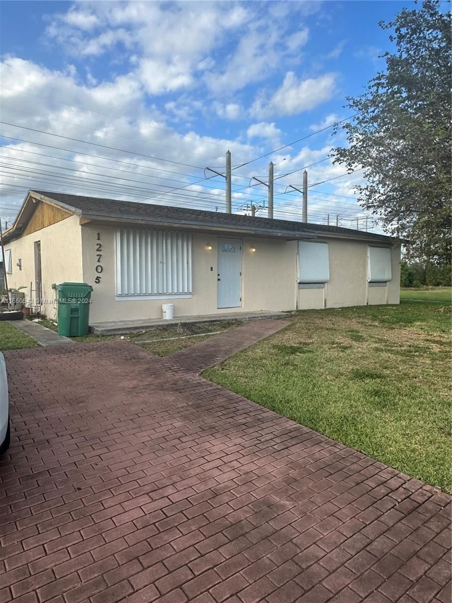 Real estate property located at 12705 261st Ter, Miami-Dade County, MEADOW WOOD MANOR SEC I, Homestead, FL