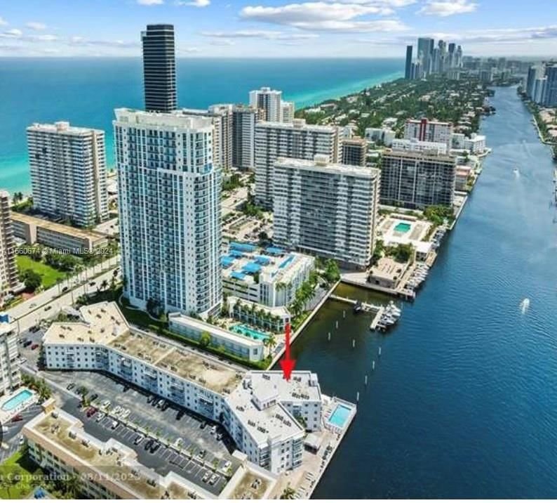 Real estate property located at 1913 Ocean Dr #109, Broward County, CHELSEA BAYVIEW CONDO, Hallandale Beach, FL