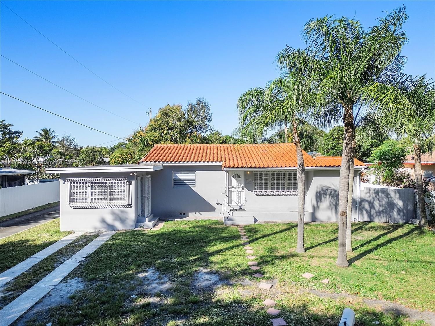 Real estate property located at 12840 12th Ave, Miami-Dade County, BREEZY HEIGHTS 1ST ADDN, North Miami, FL