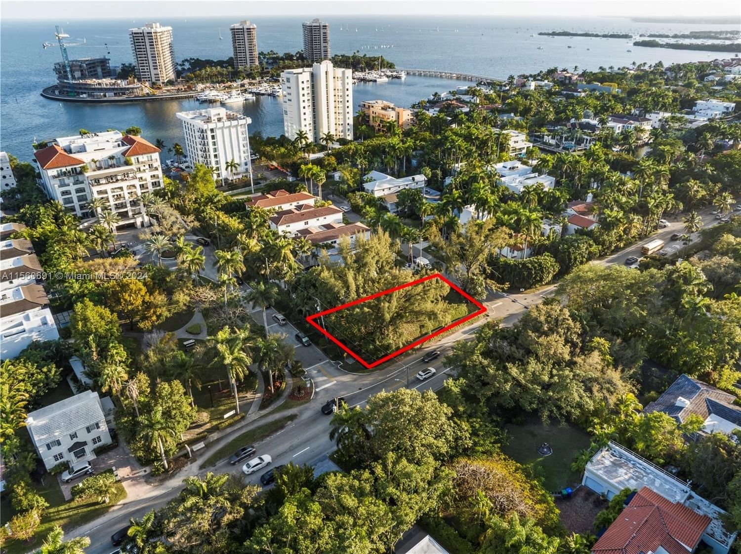 Real estate property located at 1646 Bayshore Dr, Miami-Dade County, FAIRVIEW, Miami, FL