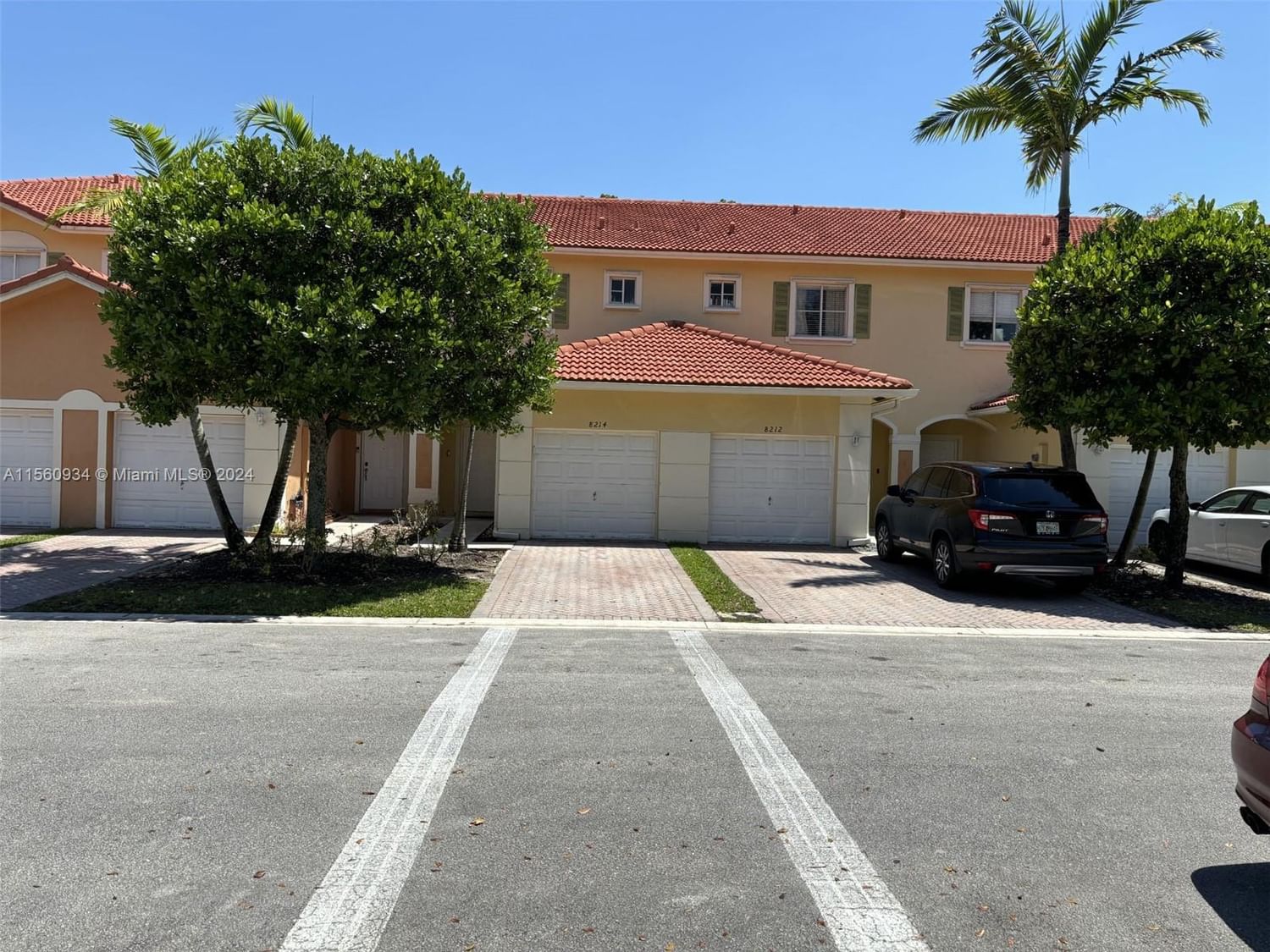 Real estate property located at 8214 Santa Monica Ave, Broward County, SANTA MONICA, Tamarac, FL