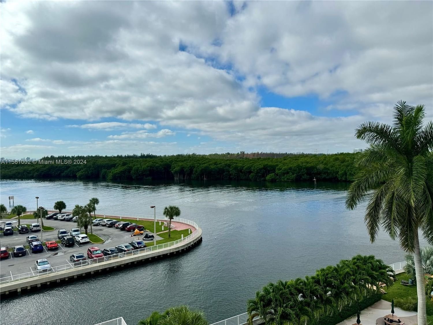 Real estate property located at 400 Kings Point Dr #609, Miami-Dade County, COASTAL TOWERS CONDO, Sunny Isles Beach, FL
