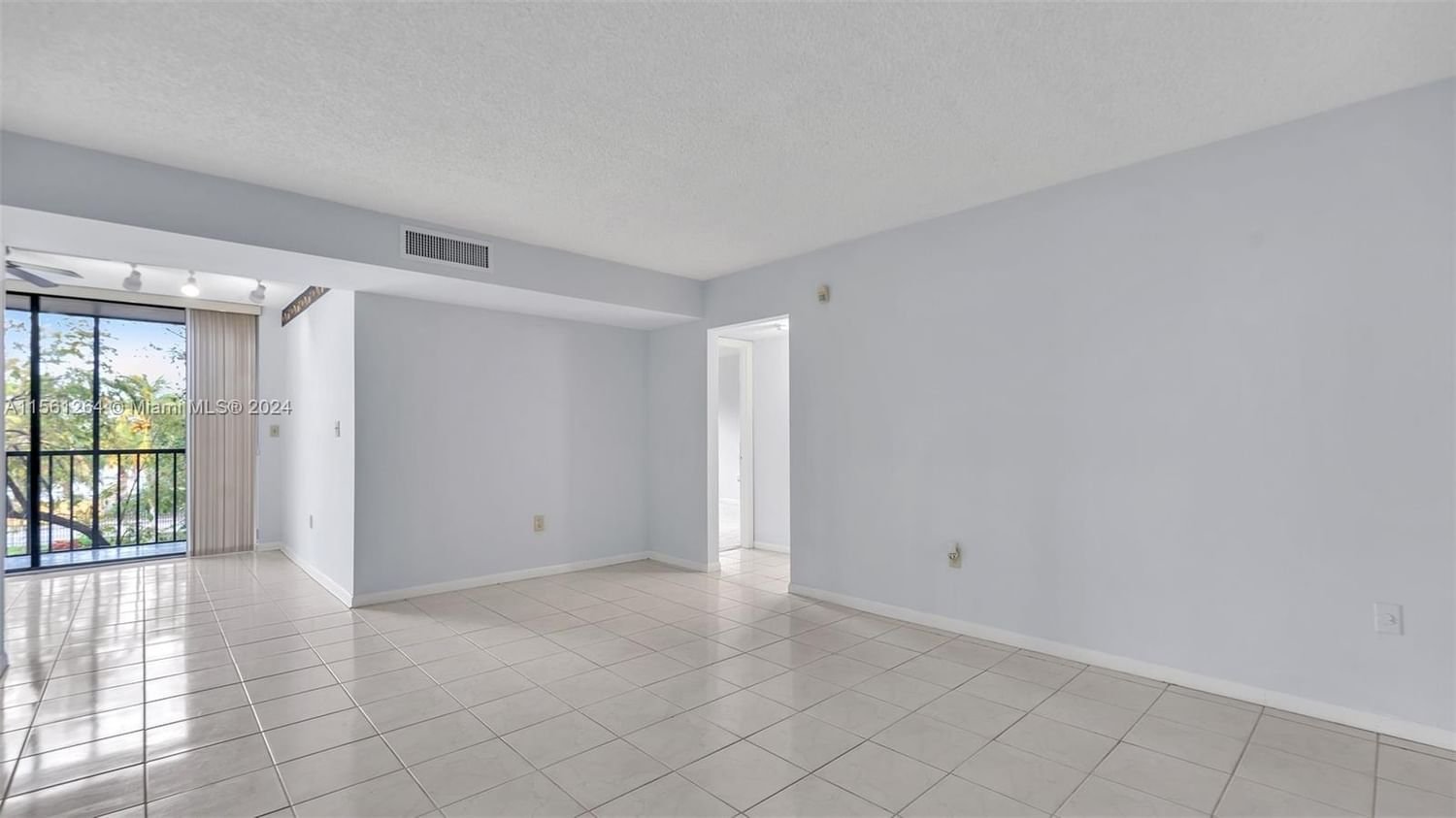 Real estate property located at 8500 133rd Ave Rd #302, Miami-Dade County, HORIZONS WEST CONDO #3, Miami, FL