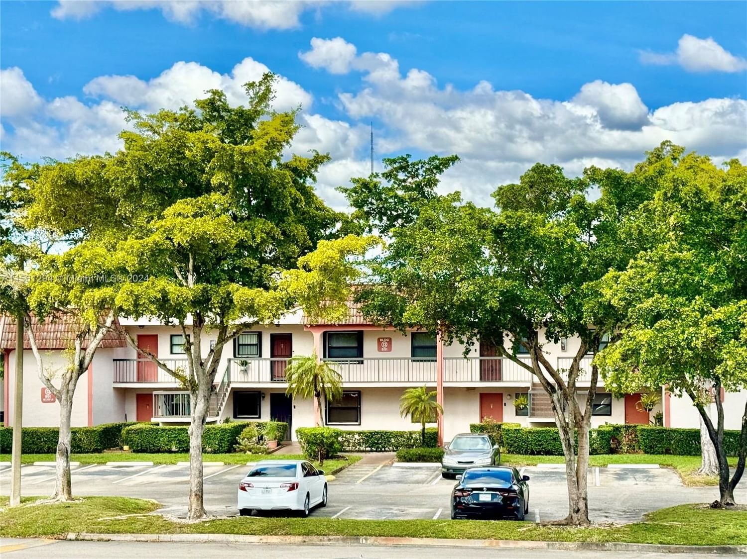 Real estate property located at 870 207th Ter #203-9, Miami-Dade County, MONTEREY TWO CONDO, Miami, FL