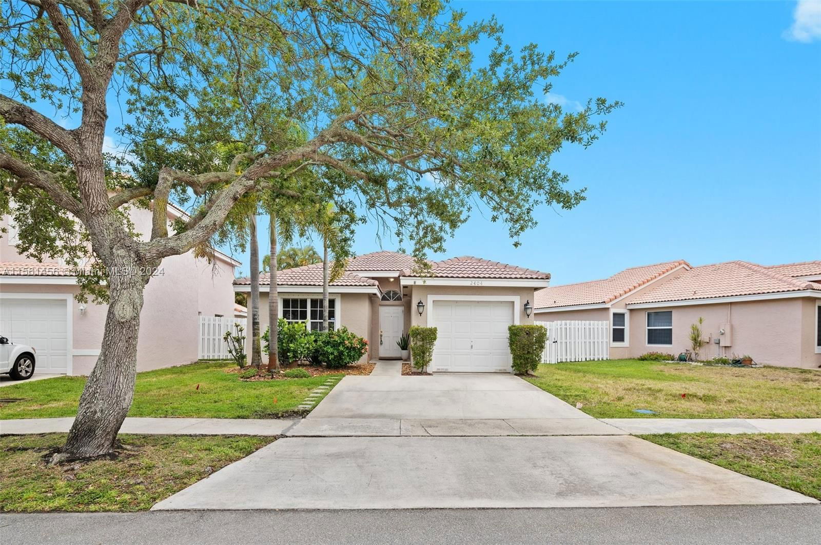 Real estate property located at 2404 177 Th Terr, Broward County, SILVER LAKES PHASE III, Miramar, FL