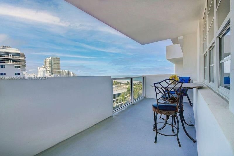 Real estate property located at 100 Lincoln Rd #841, Miami-Dade County, THE DECOPLAGE CONDO, Miami Beach, FL
