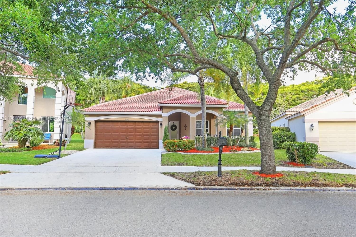 Real estate property located at 4076 Staghorn Ln, Broward County, SECTORS 8 9 AND 10 PLAT, Weston, FL