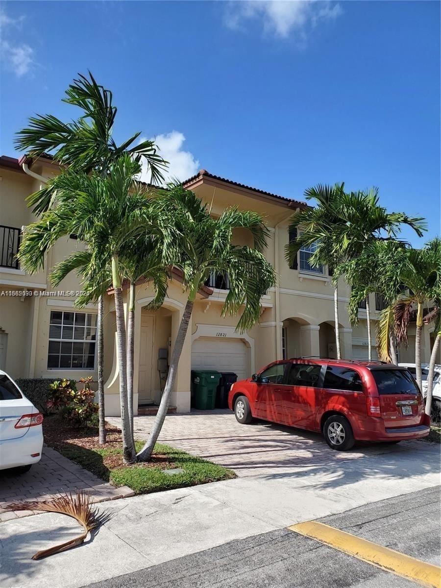 Real estate property located at 12825 134th St, Miami-Dade County, COURTS AT TUSCANY, Miami, FL