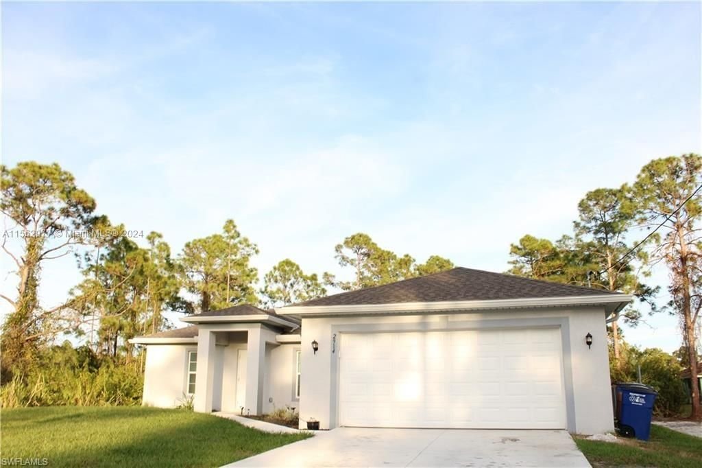 Real estate property located at 2914 Flora Ave N, Lee County, LEHIGH ACRES, Lehigh Acres, FL