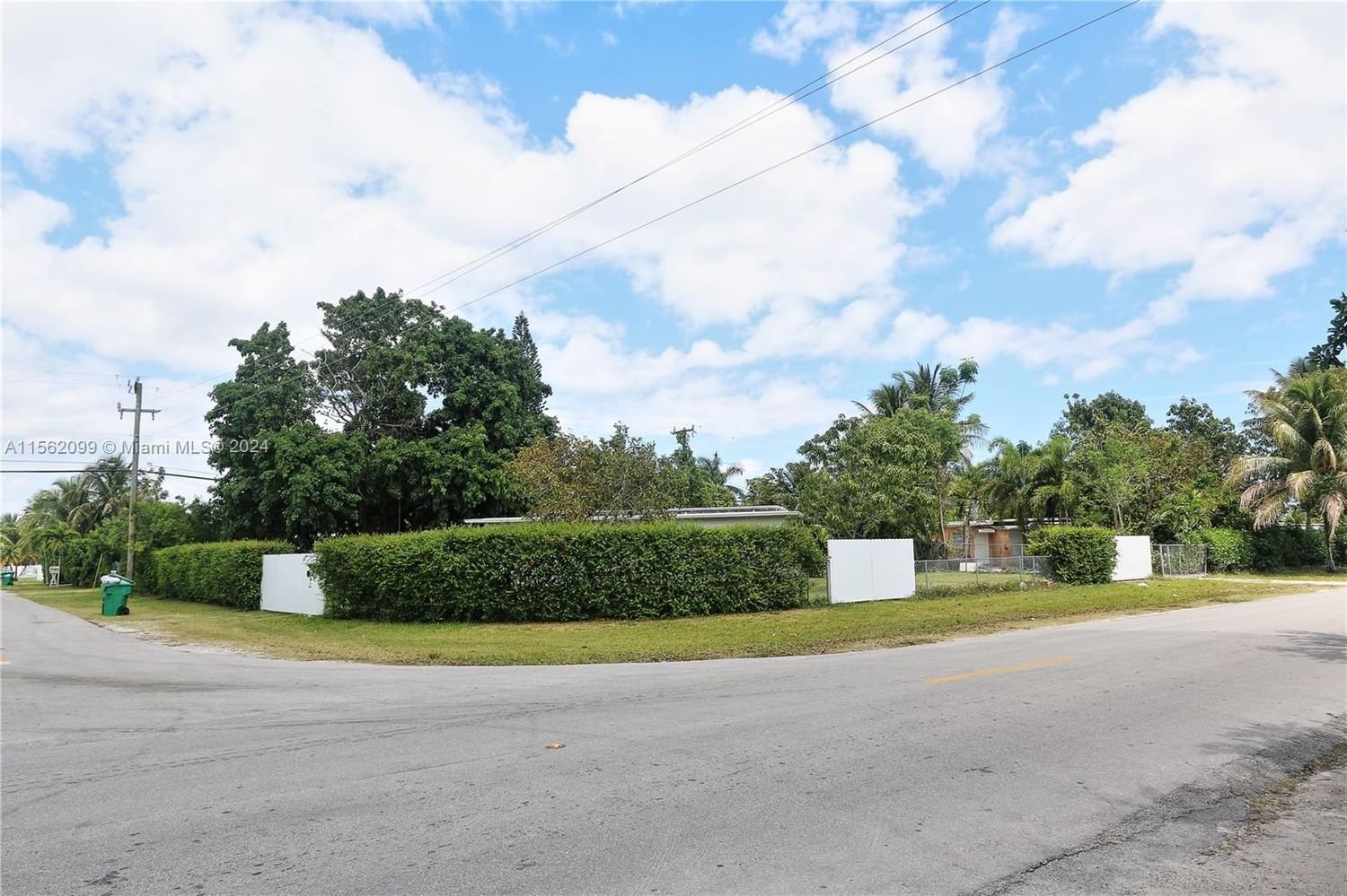 Real estate property located at 14901 Harding Ln, Miami-Dade County, LEISURE CITY SEC 2, Homestead, FL