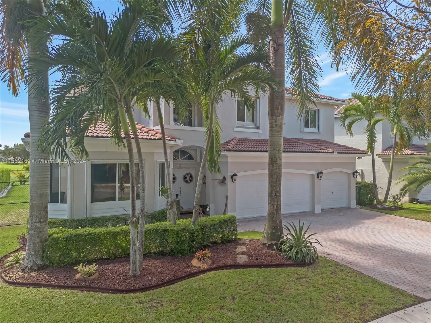 Real estate property located at 1990 23rd Ct, Miami-Dade County, PALM ISLE ESTATES, Homestead, FL